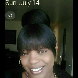 Meet your Posher, Neisa